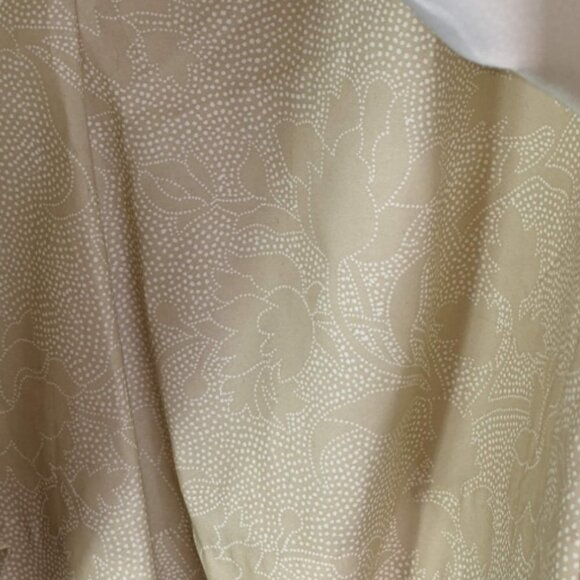 IZOD Floral and Dot Pattern Dressy Polyester Skort Beige and White Size 8 - Picture 4 of 10